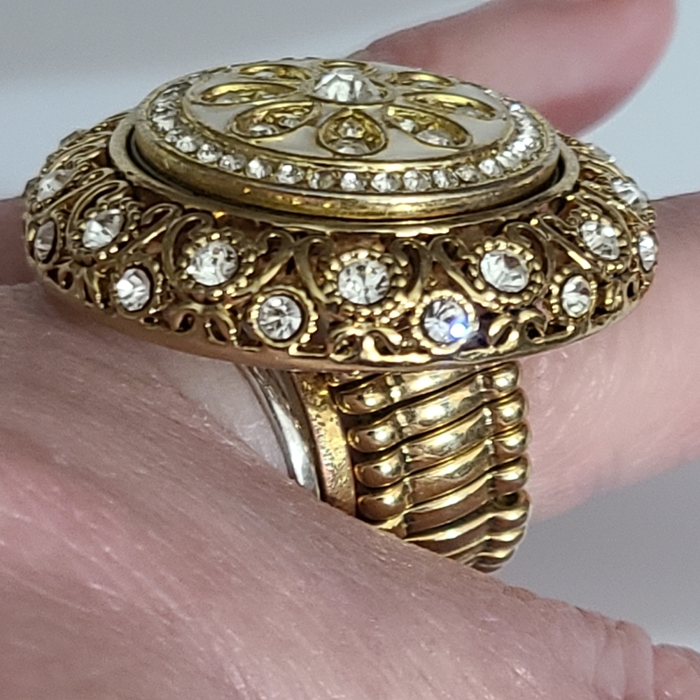 Magnabilities Stretch Ring Gold Rhinestones Enamel Sparkly